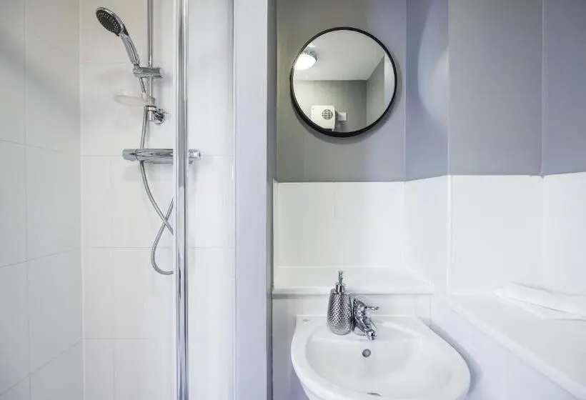 ファミリールーム, Beautiful Large Rooms In Ashford