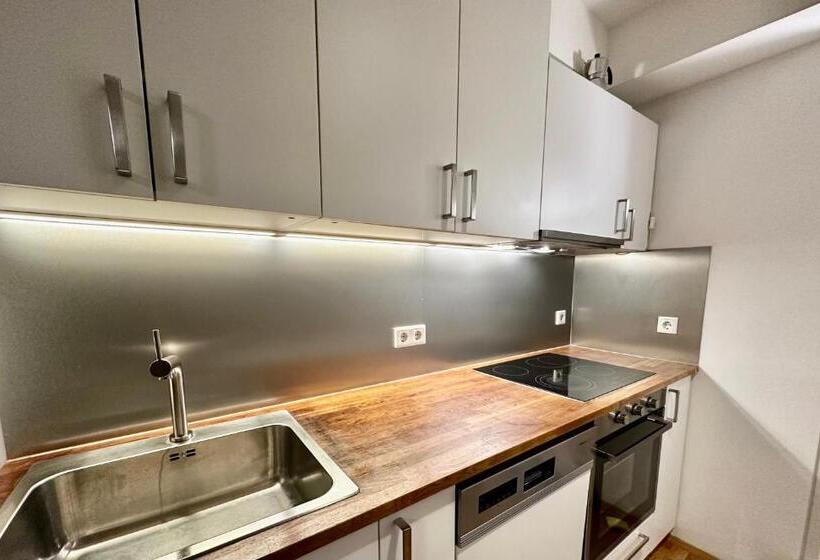 带2个卧室的公寓, Green Paradise & Cozy Retreat Salzburg With Free Parking