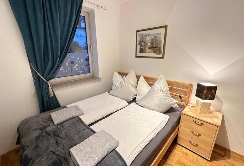 带2个卧室的公寓, Green Paradise & Cozy Retreat Salzburg With Free Parking