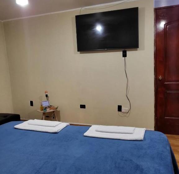 Номер Deluxe, Home Blessed Ii