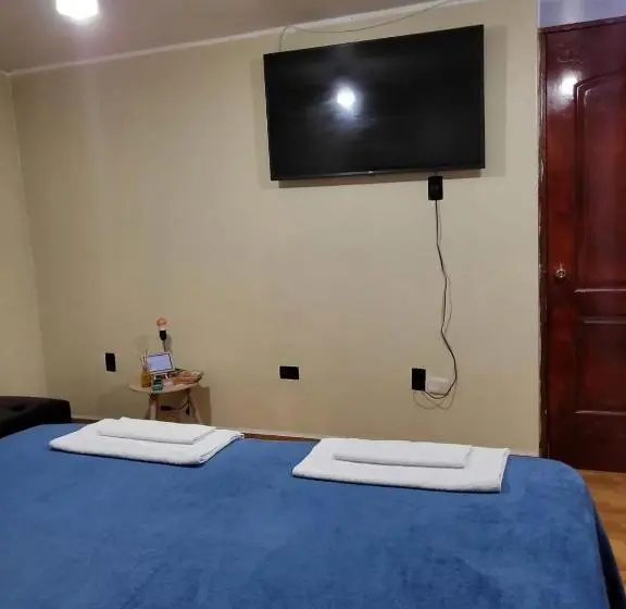 اتاق لوکس, Home Blessed Ii