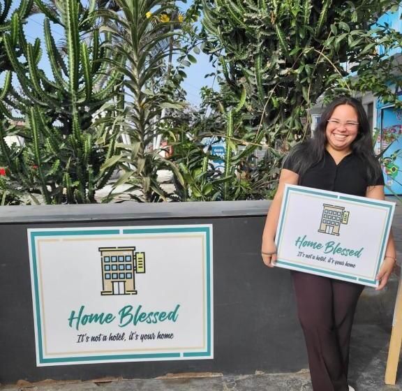 Номер Deluxe, Home Blessed Ii