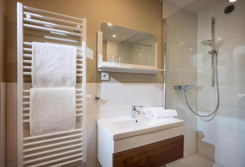 デラックスルーム, Baumgarten & Chalet Baumgarten