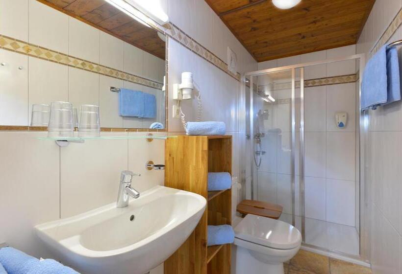 ファミリールーム, Baumgarten & Chalet Baumgarten