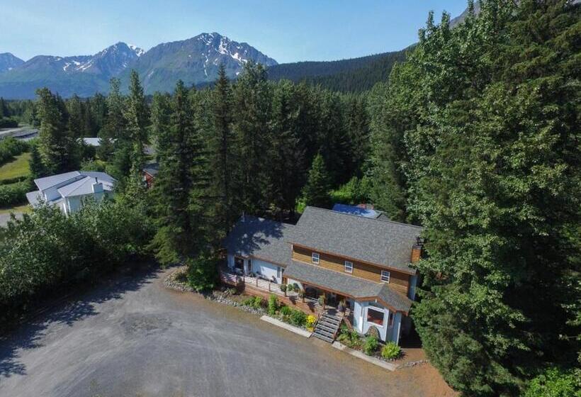 شقة غرفة واحدة, Bell In The Woods B&b