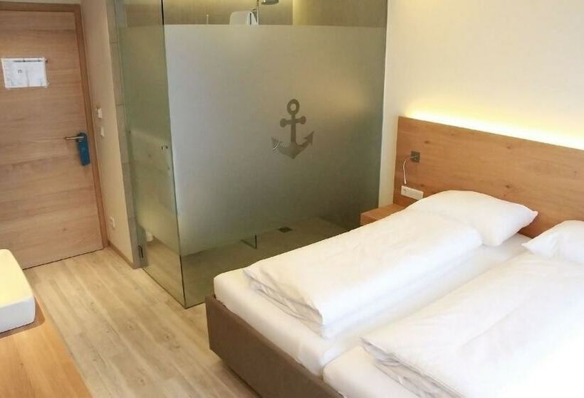 Номер Стандарт с Балконом, Boutiquehotel Valentino