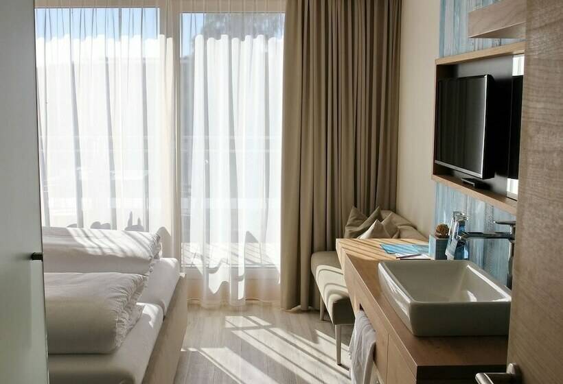 חדר סטנדרט עם מרפסת, Boutiquehotel Valentino