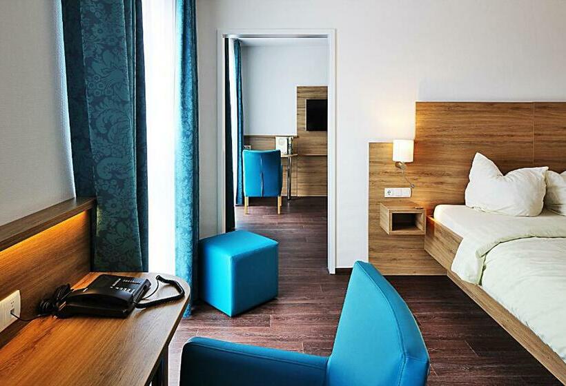 Семейный Номер, Green Deer Bavarian