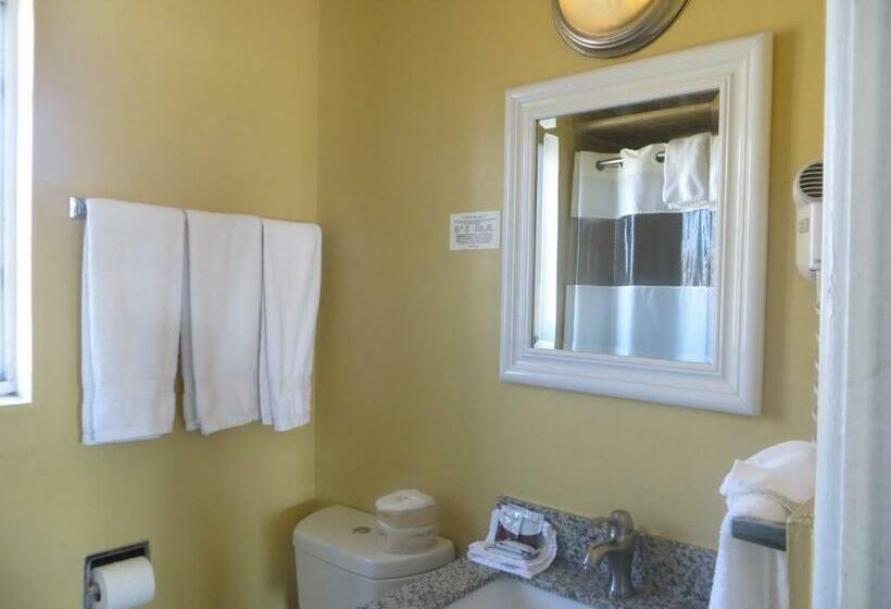 キングサイズベッドのスタンダードルーム, Hitching Post Studios Inn