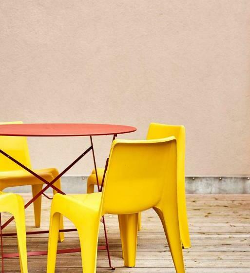 Апартаменты 1 Спальня, No Shoes Hotel And Green Bar