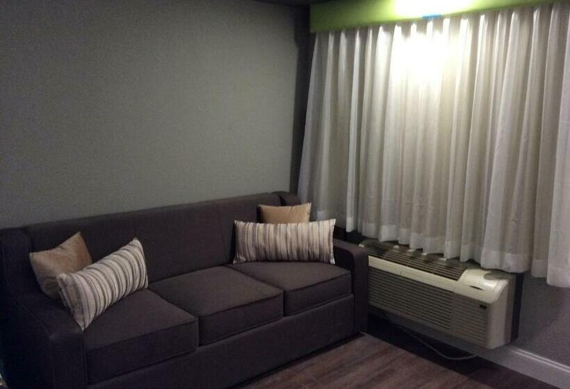 Номер Deluxe, Ocean's 24