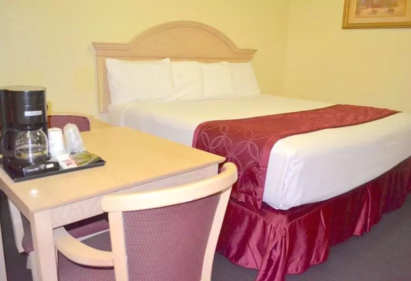 ダブルベッドスタンダードルーム, Passport Inn   By The Falls Ny