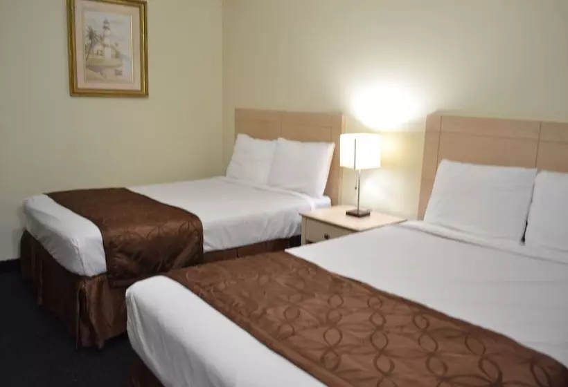 ２ダブルベッドのスタンダードルーム, Passport Inn   By The Falls Ny