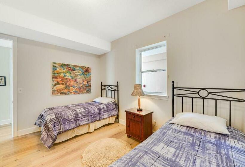 شقة غرفتين, Regency Isle 802