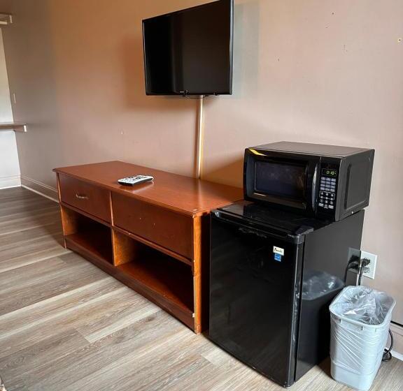 اتاق استاندارد با تخت بزرگ, The Starwood Inn