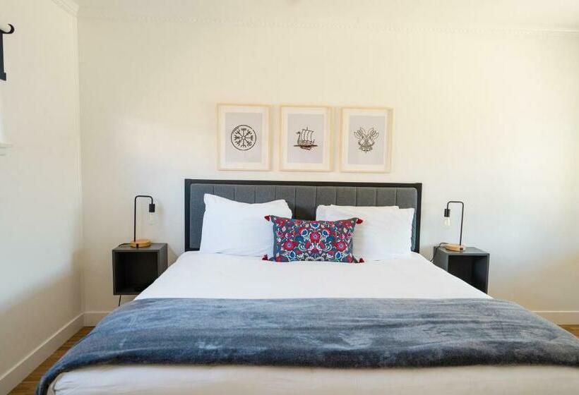 스탠다드 룸 킹사이즈 침대, Viking Inn