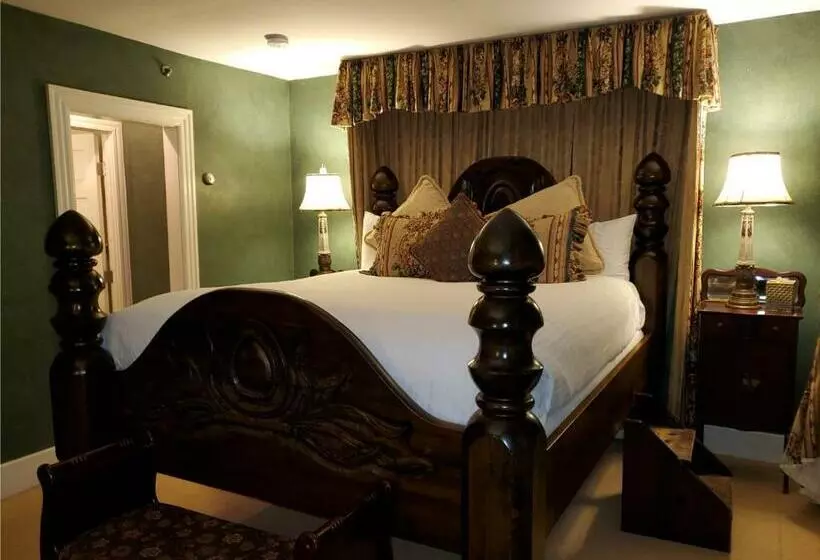 キングサイズベッドのスタンダードルーム, Wynstone Inn