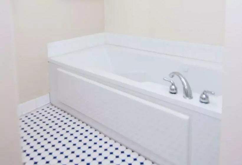 اتاق استاندارد با تخت دو نفره بزرگ, Magic Beach Motel  Vilano Beach, Saint Augustine