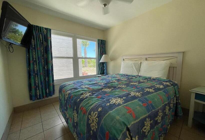 Suite, Magic Beach Motel  Vilano Beach, Saint Augustine