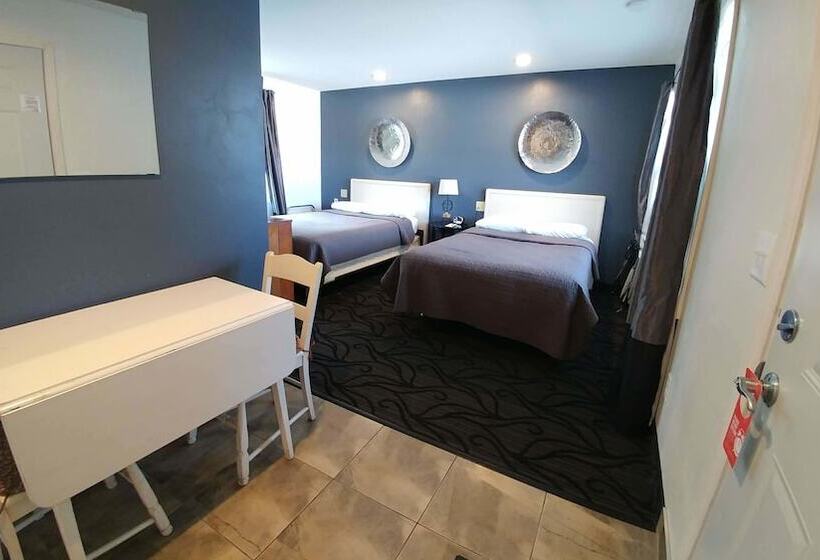 Номер Deluxe, Motel 57