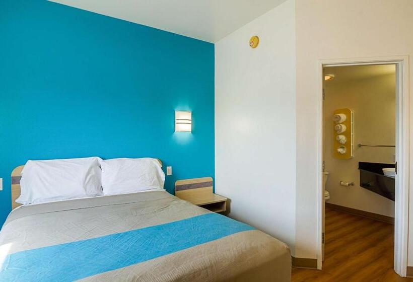장애인을 위한 스탠다드 룸, Motel 6 wheatland, Wy