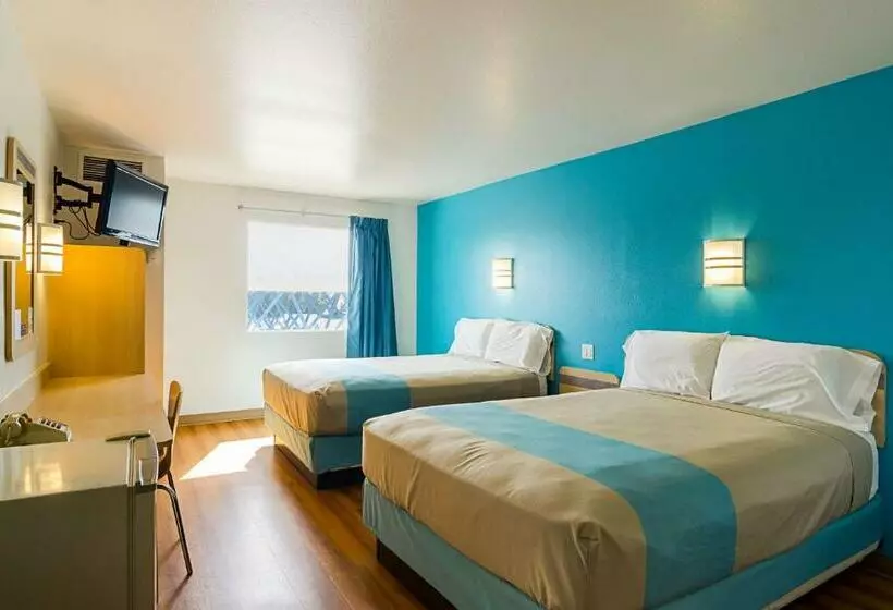 スタンダード４人部屋, Motel 6 wheatland, Wy