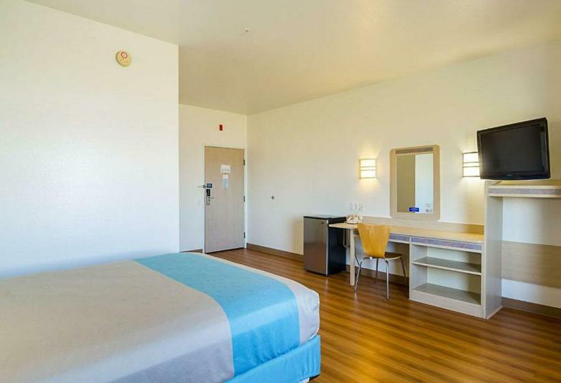 スタンダードルーム, Motel 6 wheatland, Wy