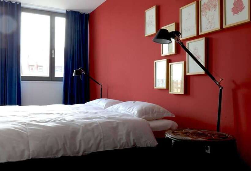 Апартаменты 1 Спальня, No Shoes Hotel And Green Bar