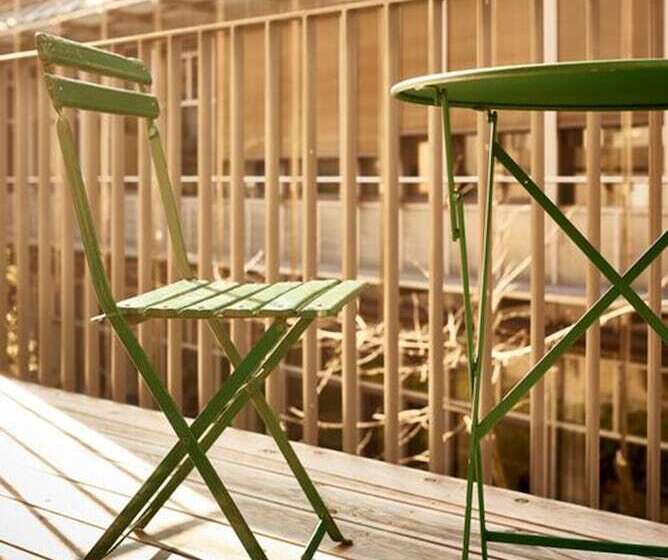 Апартаменты 1 Спальня, No Shoes Hotel And Green Bar