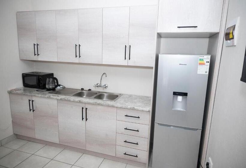 חדר סטנדרט פנימי, Faces Guesthouse La Provance