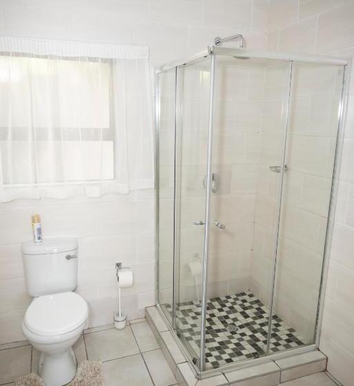 패밀리 룸, Faces Guesthouse La Provance