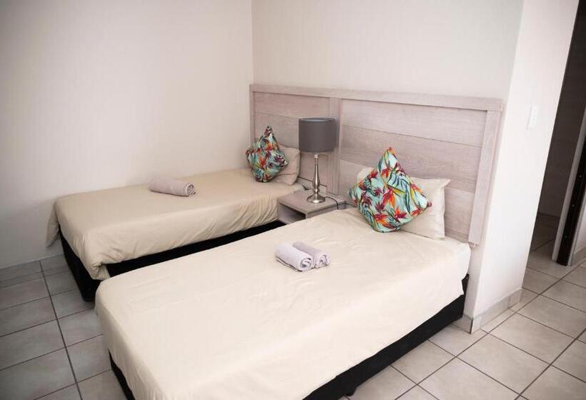 Familiekamer, Faces Guesthouse La Provance