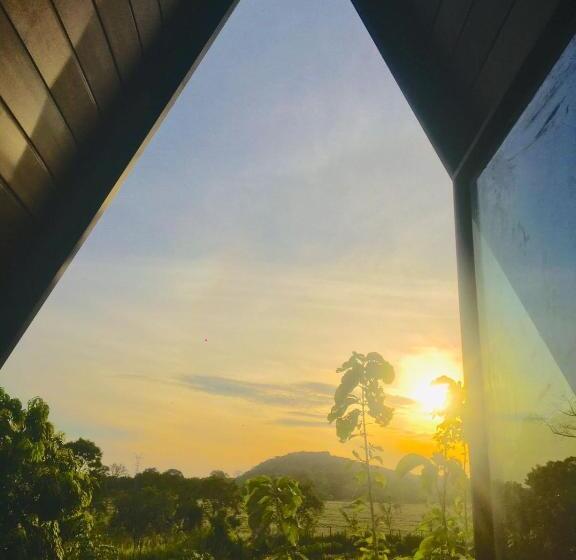 Трехместный Номер Deluxe, Pahana Village