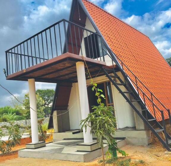 Семейный Номер, Pahana Village