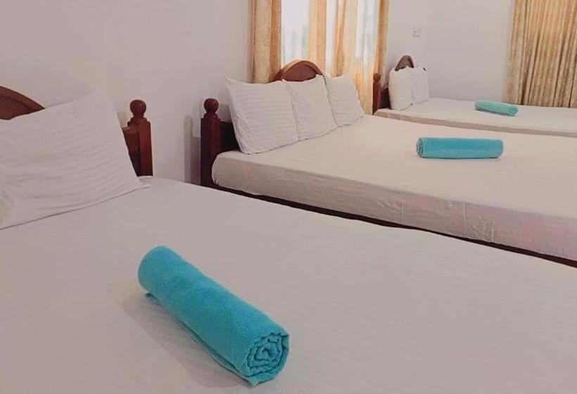 Трехместный Номер Базовый, Yameena Holiday Inn Kanneliya