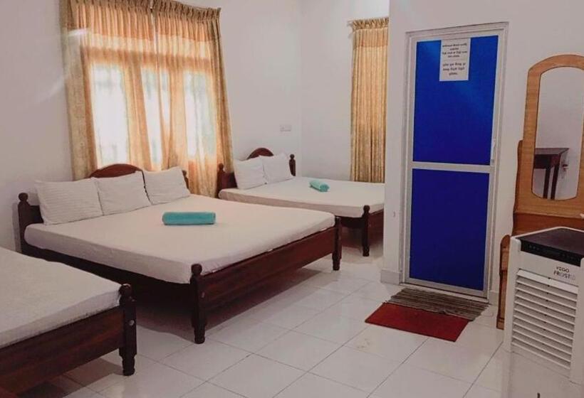 Трехместный Номер Базовый, Yameena Holiday Inn Kanneliya