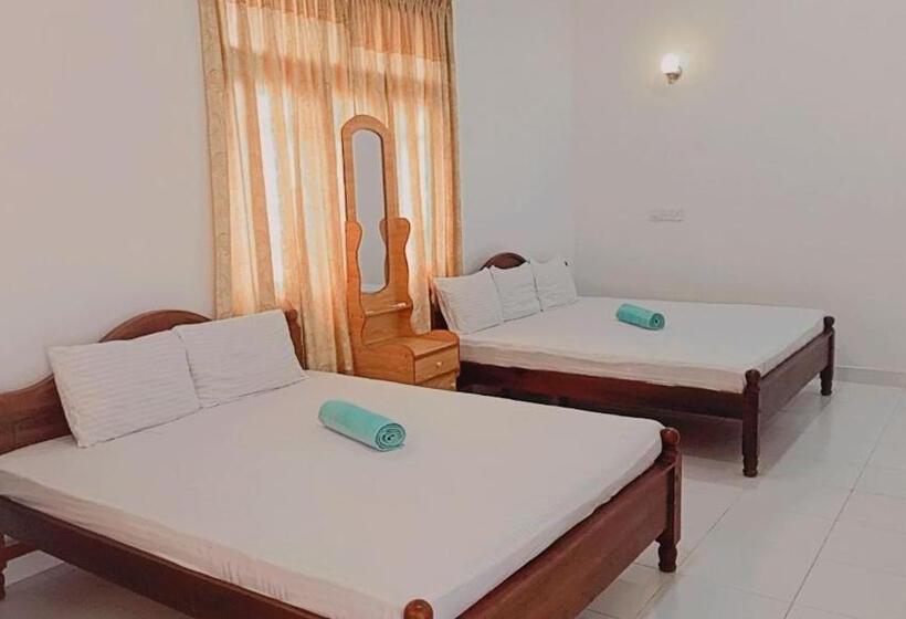 Номер Economy, Yameena Holiday Inn Kanneliya