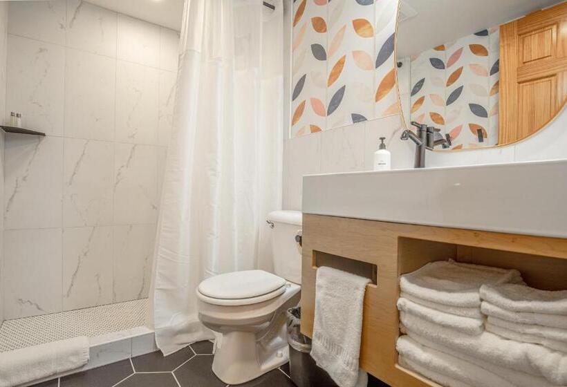 スタンダードルーム, The Blanc Chalet