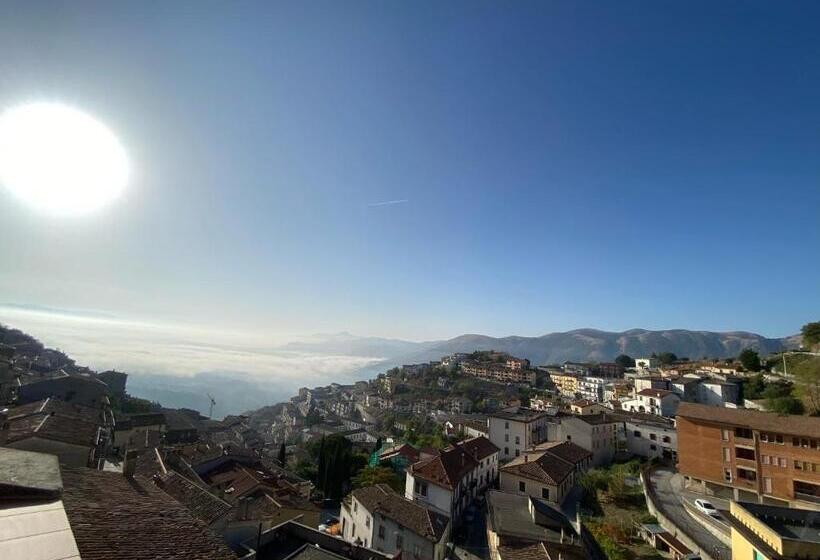 패밀리 스위트, Nonna Felicia B&b