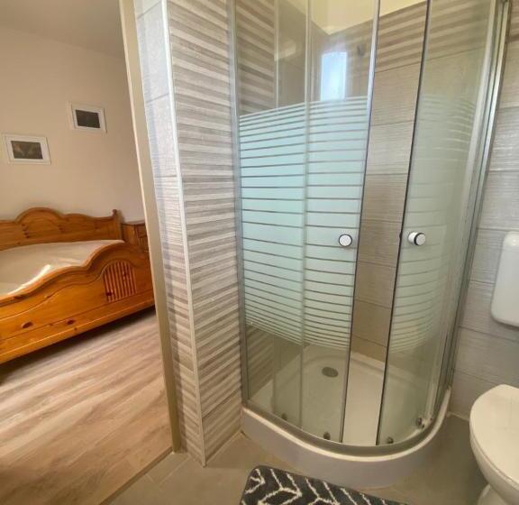 ガーデンビュースーペリアールーム, Tündér Pension