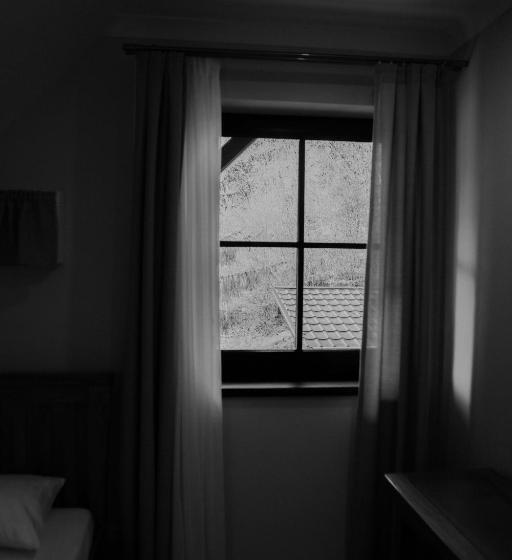 标准间, Hrochotský Mlyn