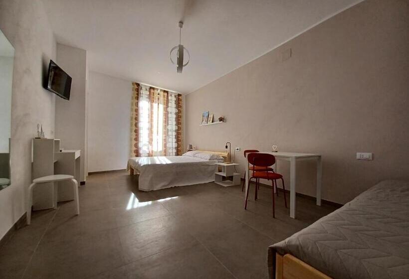 غرفة عائلية, Il Libraio Guest House