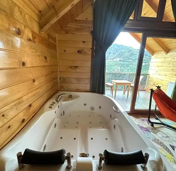 バルコニー付きデラックスルーム, Peruma Otel Bungalov
