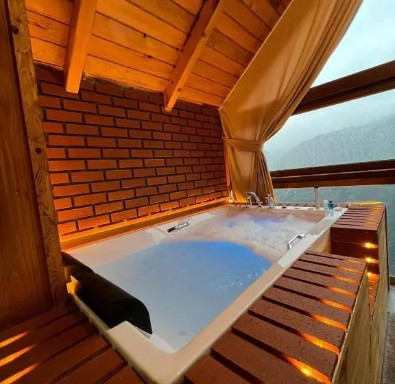 オーシャンビューデラックスルームバルコニー付き, Peruma Otel Bungalov