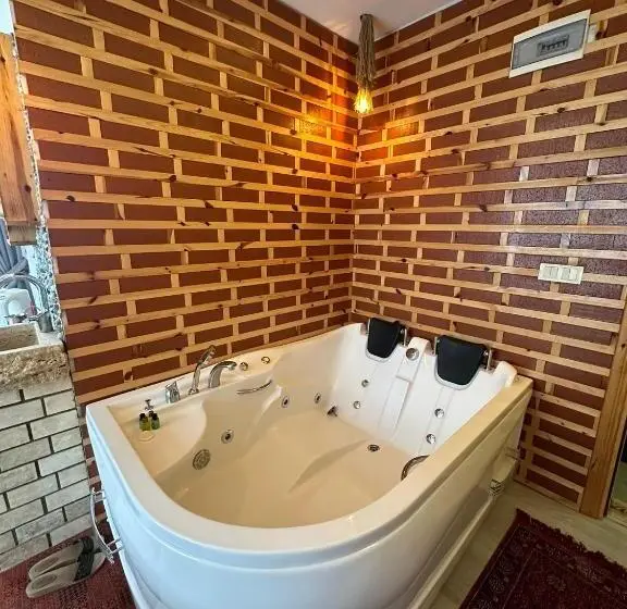 ガーデンビュースタンダードルーム, Peruma Otel Bungalov