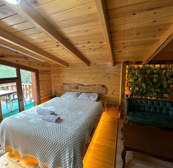 غرفة قياسية مزوَّدة بشُرفة, Peruma Otel Bungalov