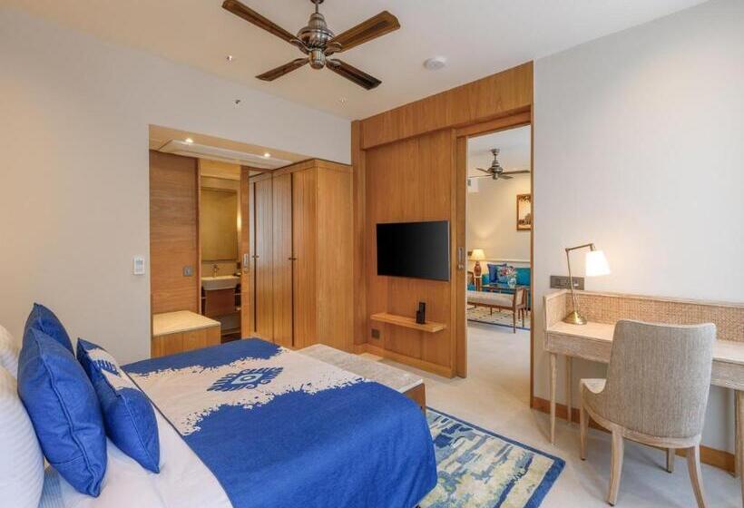 带阳台套房, The Astor All Suites Hotel Candolim Goa