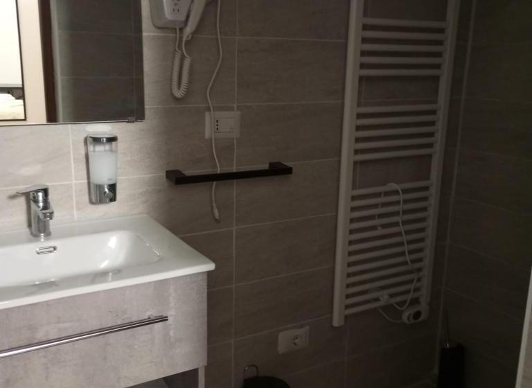 اتاق استاندارد یک نفره, Villa Viola B & B