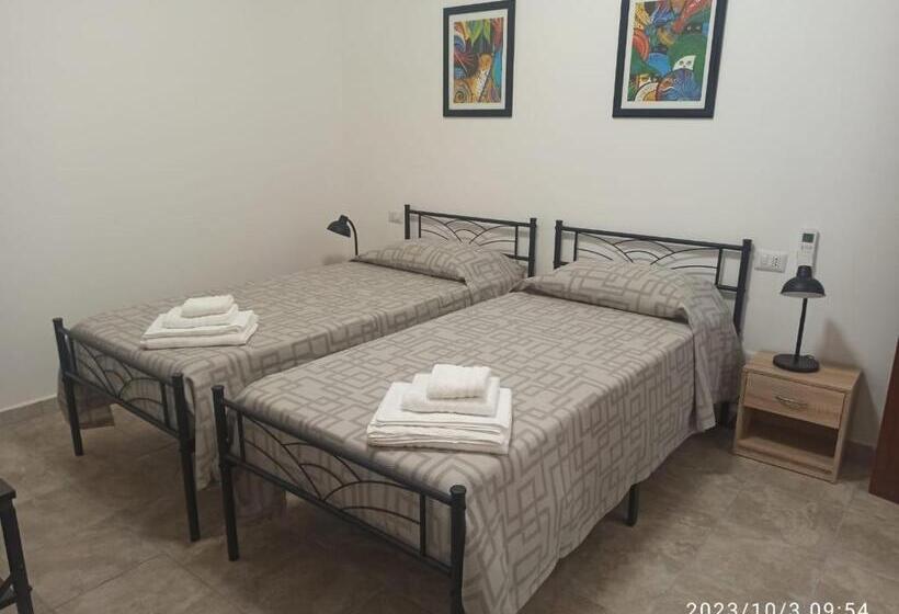 اتاق استاندارد با سرویس بهداشتی مشترک, Villa Viola B & B