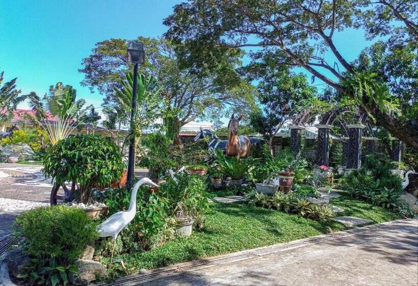 Вилла с 1 спальней и бассейном, Farm One Garden Resort